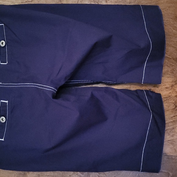 Younique walking shorts  5 - Picture 6 of 8